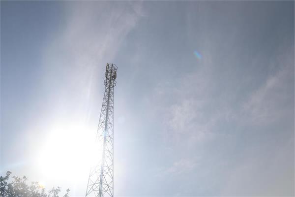سایت جدید ارتباطی در روستای ده بزرگ پراشکفت از توابع شهرستان بویراحمد به بهره‌برداری رسید.