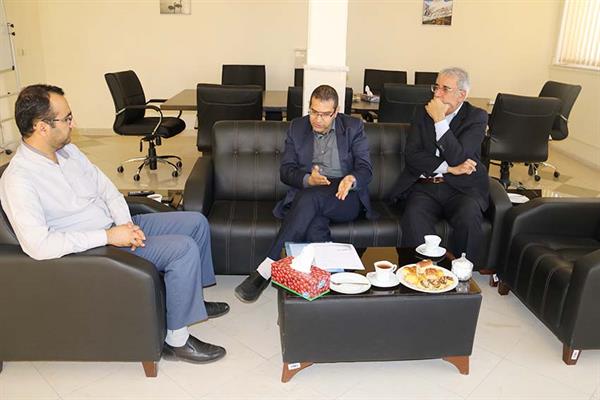 برگزاری نشست مدیرکل ارتباطات و فناوری اطلاعات استان کهگیلویه وبویراحمد با مسئولان منطقه جنوب ایرانسل