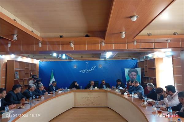 جلسه توسعه زیرساخت‌های ارتباطی مرکز استان کهگیلویه و بویراحمد با محوریت تأکید بر رفع موانع تعرفه‌ای و تسریع سرمایه‌گذاری اپراتورها